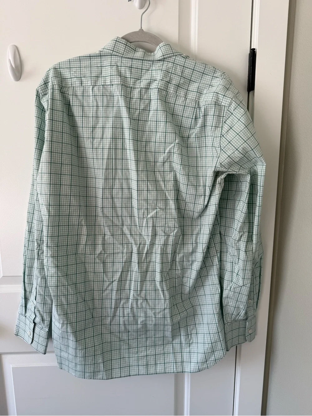 J. Crew Men's Light Green Plaid Button-Down Shirt